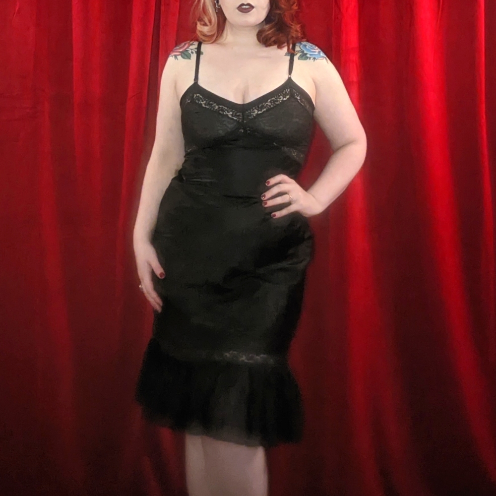 Charmode Sears and Roebuck vintage black lace slip fishtail skirt 36